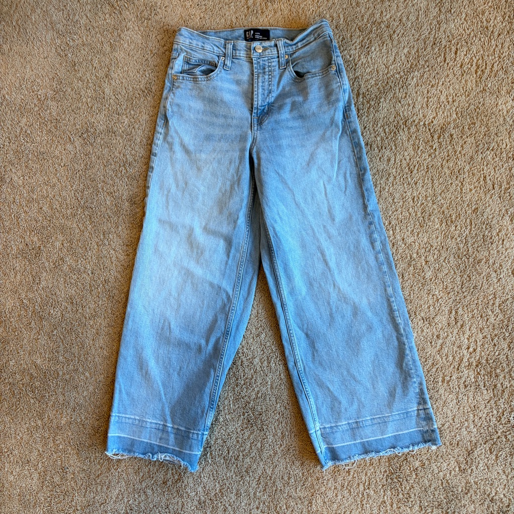 High Rise Wide-Leg Crop Gap Jean